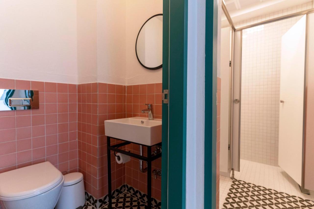 Be Bold Hostel Αττάλεια Εξωτερικό φωτογραφία